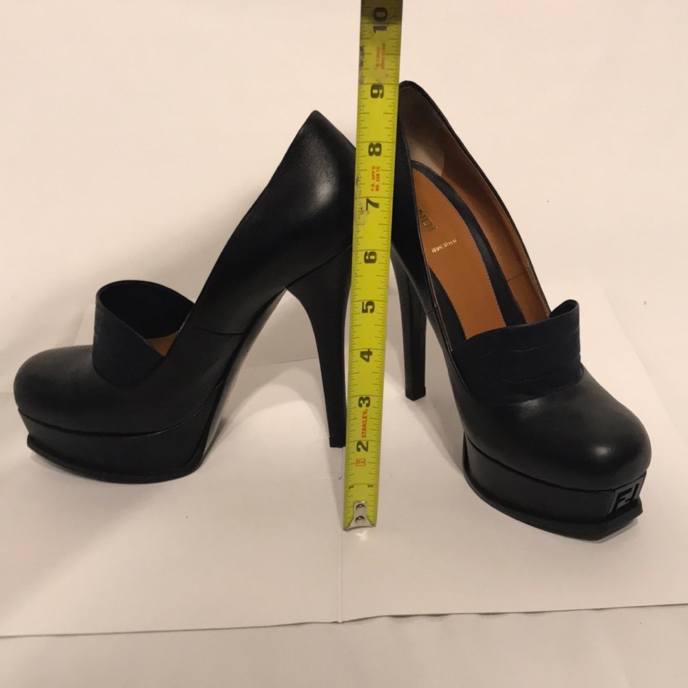 Fendi Pumps Navy Size 40 - Picture 3 of 3